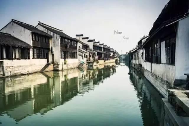 时尚民族风装扮