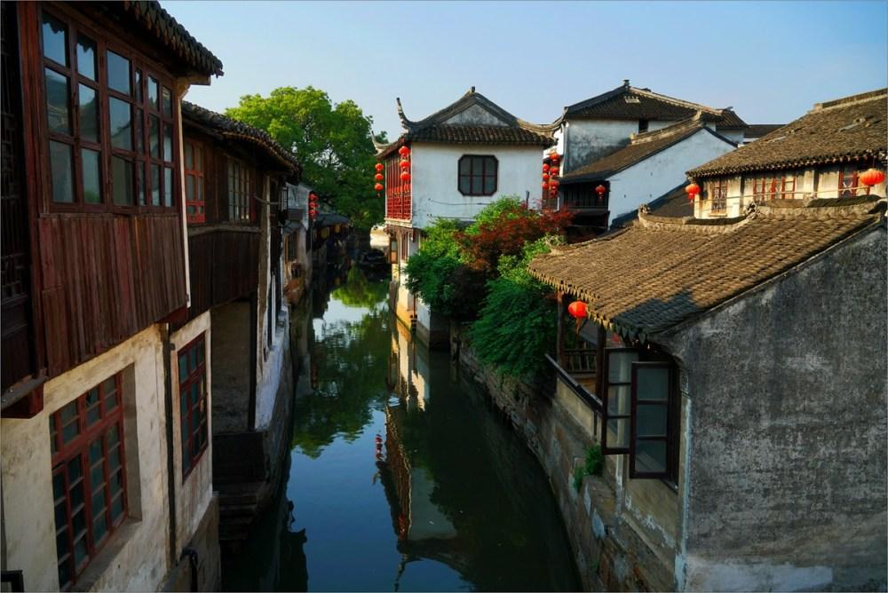 逃出绿色公寓